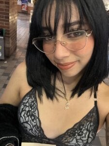 NaniiSisy Hi bby ❤  2টি ছবি