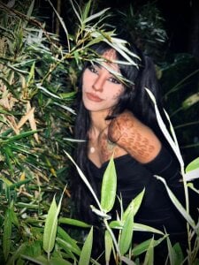 Rouse_Monroe outside in a hot nigth Pic 6