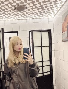 LucettaCheatwoodf Cutie Pic 3