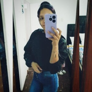 GraceAlexa12 “A little bit of me” Pic 5