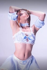 ivonny_miller: Public ( 5 фото)