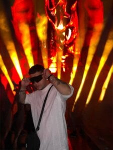 Noha_white tecno boy зображення