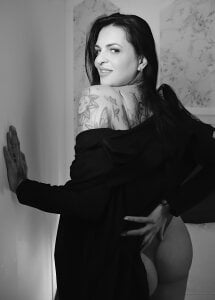 NickyJune_ Public Pic 5