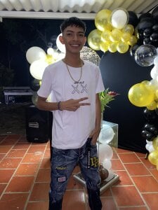 KITTY_BOSH Public  5টি ছবি