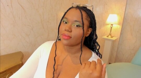 Makena_gh