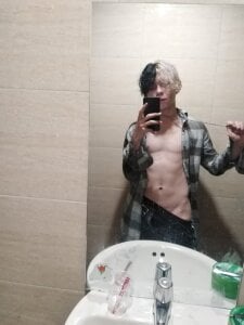 Eliot_X Public Pic 3