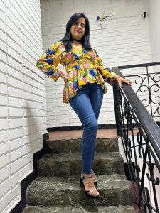 Zdjęcia CristalRizzo sexy lady ready for a date:  2