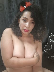 Nerea_Boolsara8: Red is pasión ( фото)