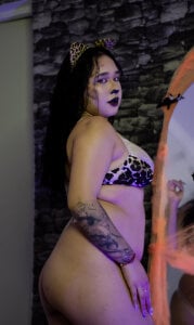 zoe_backer 🎃 Happy Halloween 🎃 Pic 2