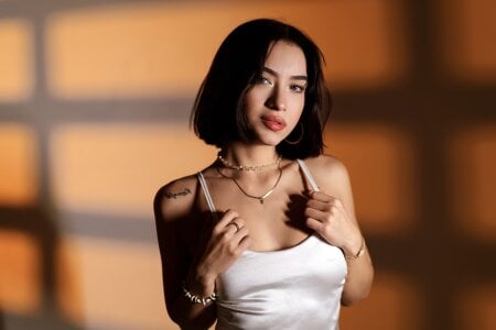 Alison_Ivanova💛 Bild 3