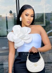 Sarah_Addie Public صورة واحدة|Sarah_Addie Public صورتان|Sarah_Addie Public  6 صور|Sarah_Addie Public  6 صورة