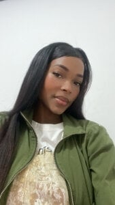 Lunna_thomson001 Public Pic 3