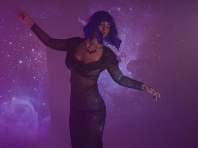 SarahPeach8 💜 Εικόνα 3