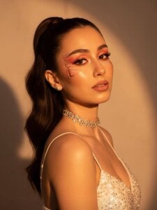 Zdjęcia DeliaPesta Public: 