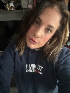 IvyBelle_MilfUK Me 💜 Pic 3