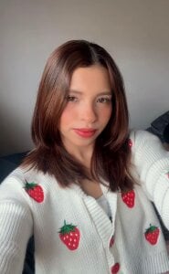 Laura_serenaのSHY GIRLの 5枚の写真