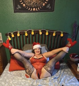 Shelly_hotwife Christmas time Immagine  9