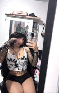 mika_doll Public Pic 5