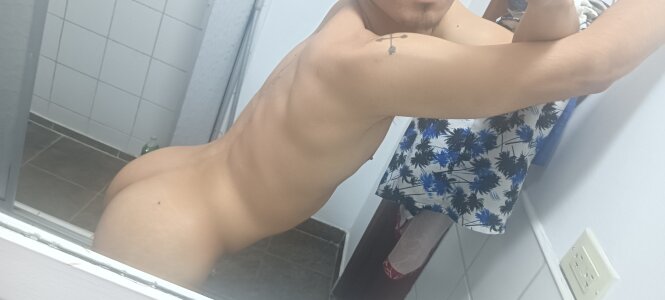 allen12live Si miras pagas Pic 2