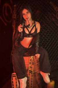 _alana_grey_: DANGER 🧯🔥 ( 3 фото)