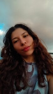 MelanyVelvetPublic Bild