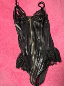 YourBlondeDollWhat I have & dress me up🫦 Bild 2