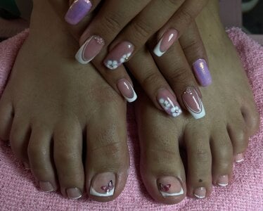 adhara_hotter Mu feet NAILS 💅 slika