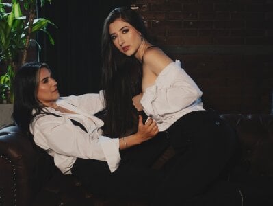 Sarajonnes4 Marcy&Sara зображення