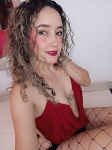 ChloeeTaylorr Good Girl Gone Bad зображення 3