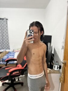 kevinbigcokc18 Kevin in Medellín Pic 2