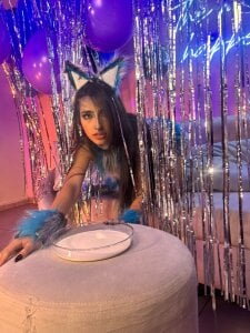 LarisaSmirnov Editar "SURPRISE!😽 We have a very special date on October 24th" álbum  4. fénykép