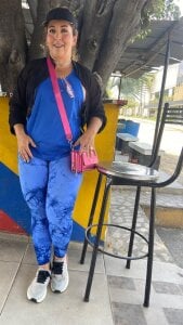 camile_milf My Sports Blue Look Pic 2