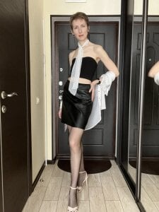 Sensual_Flower At a new flat Billede 2