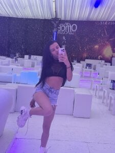 KimmySmith just me <3 Gambar 4