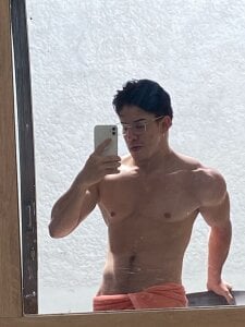 more about me de maxxcooper1  7 photos