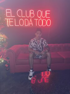 Andres_Santos777 🪩 Pic 2