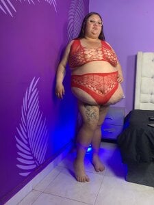 Hanna_Baker__ My Big Body Pic 3
