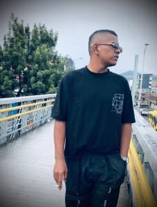 StraightBigCockk Public Pic 3