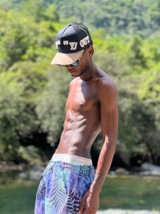 BennBrown Sunny day Pic