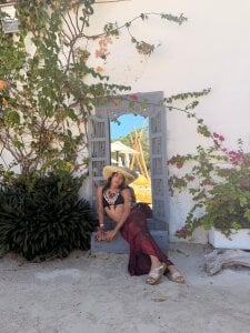 victoria_decapri Bohemian & floral Pic 8