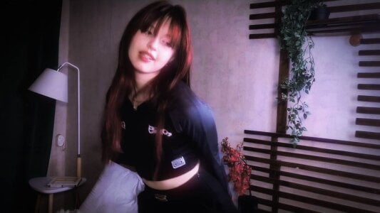 _LucyStars_ Public Pic 5