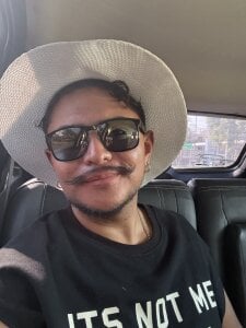 JhonnyRey27 Travels Pic