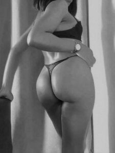 Zulu_girl Black & White 🫶🏾 Pic 3