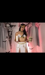 Jessicatorres7 trick or treat Pic 2