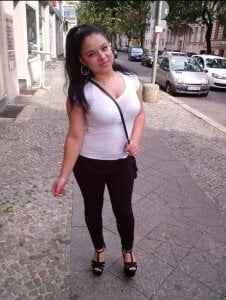 DennysseCharm Public Pic 5