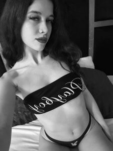 ArielFoxy Do you like playboy? Hình 3