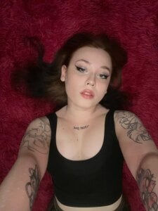 AlikaLevis horny photo Pic