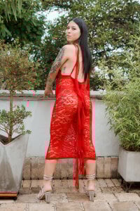 GabyLaurensのRed Dressの 3枚の写真