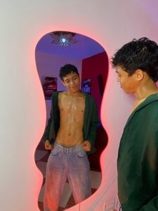 SKINNY_BOYXXX Public Bilde 2