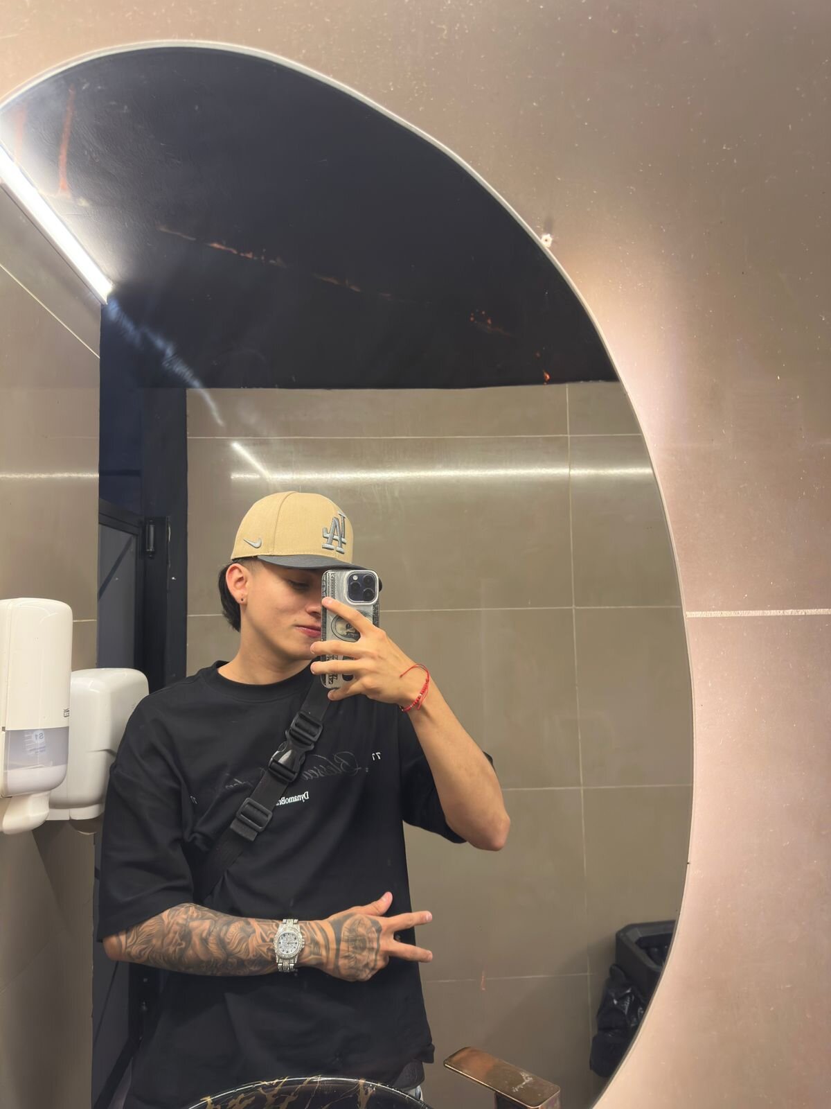 Трендове зображення  903 Wesleey-Boy